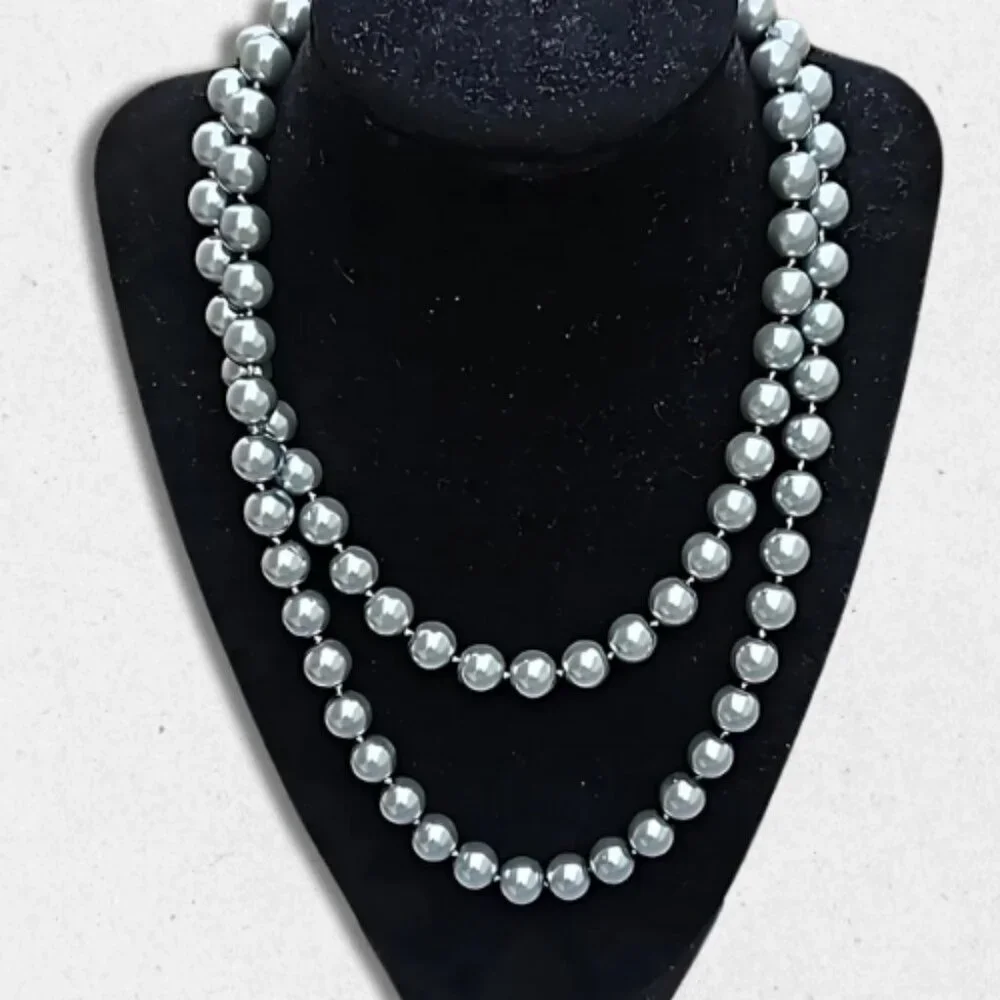 Luminous Faux Pearl Hand Knotted Necklace Double Layered Fish Hook Clasp Gray W